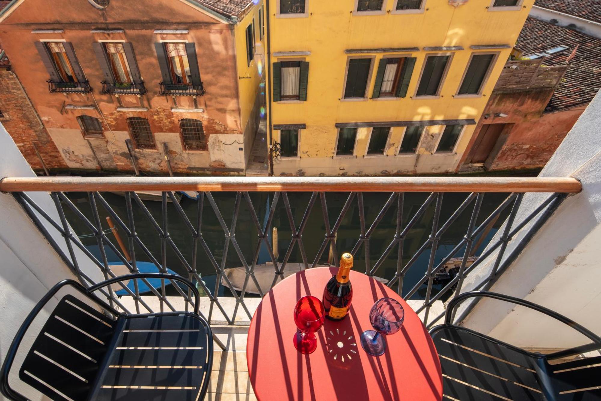 Venezia Vista Canale Eksteriør billede